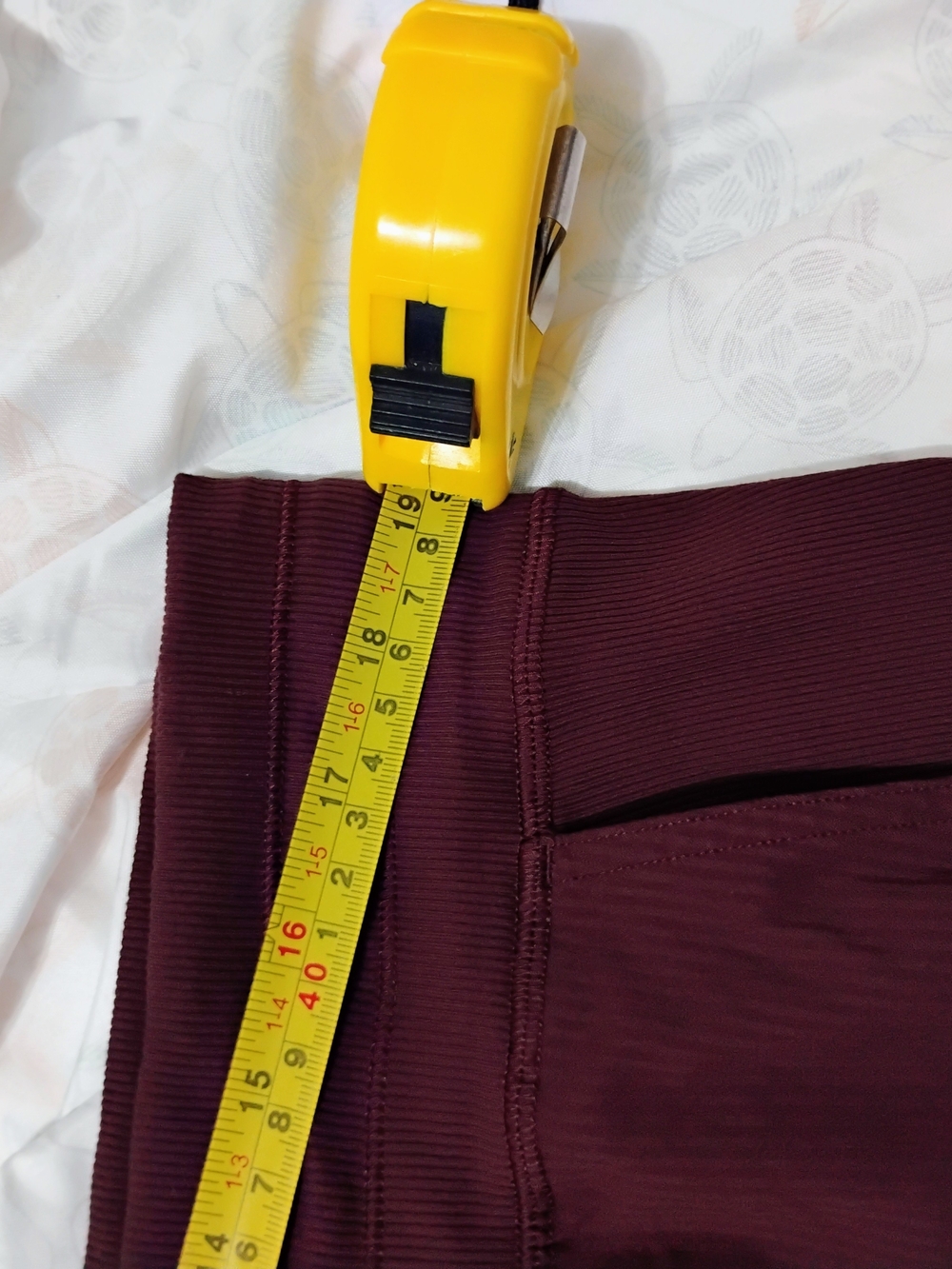 Lululemon Dance Studio Joggers With Drawstring Waist Band- Plum Size:16 - Picture 10 of 13